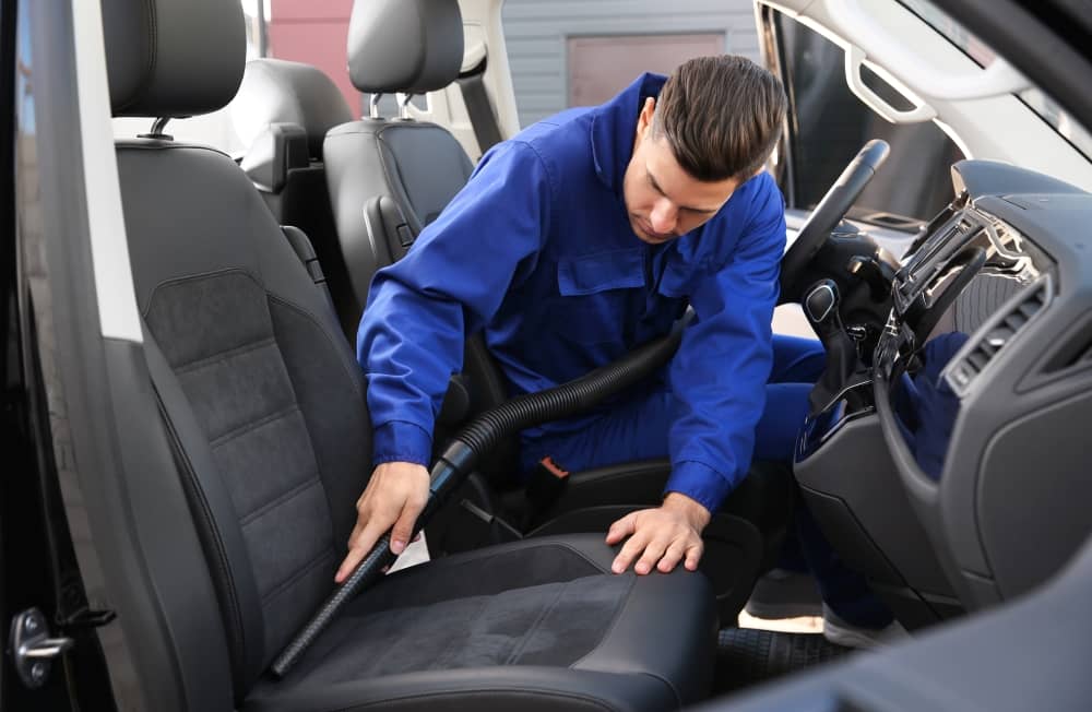 Washing and Maintaining Car Seat Covers for Longevity and Quality Preservation插图2